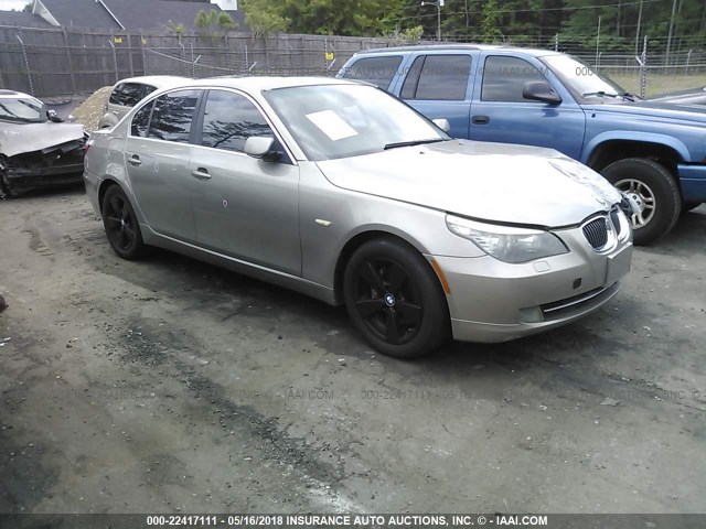 WBANV135X8CZ60471 - 2008 BMW 528 XI SILVER photo 1