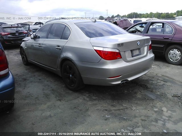 WBANV135X8CZ60471 - 2008 BMW 528 XI SILVER photo 3