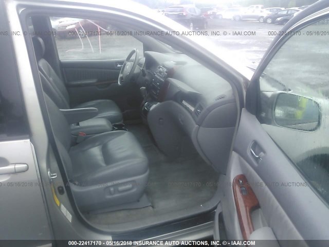 5TDBA22C45S034908 - 2005 TOYOTA SIENNA XLE/XLE LIMITED SILVER photo 5