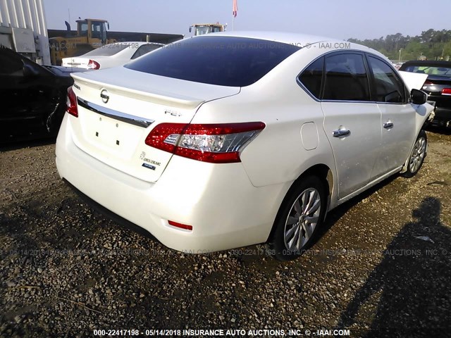 3N1AB7AP2DL783322 - 2013 NISSAN SENTRA S/SV/SR/SL WHITE photo 4