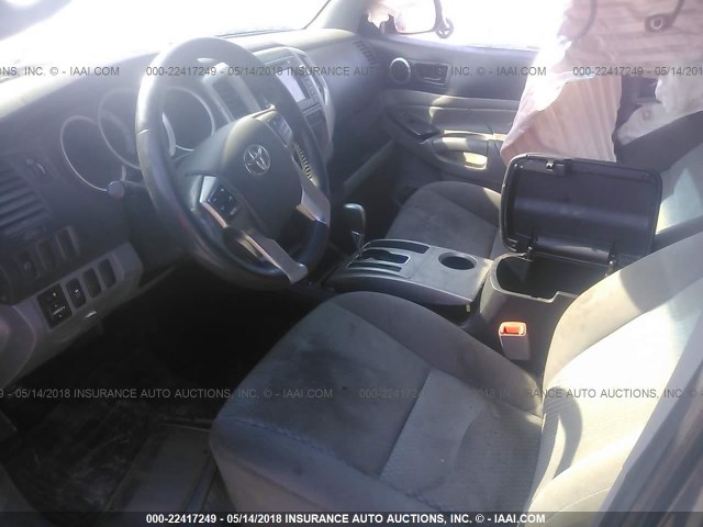 5TFJU4GN3DX047585 - 2013 TOYOTA TACOMA DOUBLE CAB PRERUNNER GRAY photo 5