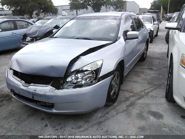 JHMCN36475C016985 - 2005 HONDA ACCORD HYBRID SILVER photo 2