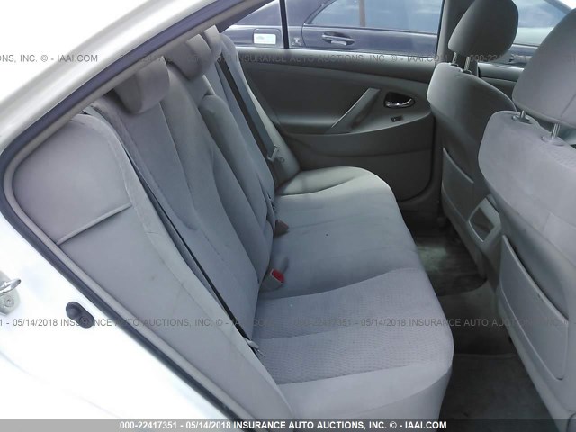 4T1BF3EK7BU681865 - 2011 TOYOTA CAMRY SE/LE/XLE 白色 照片 8