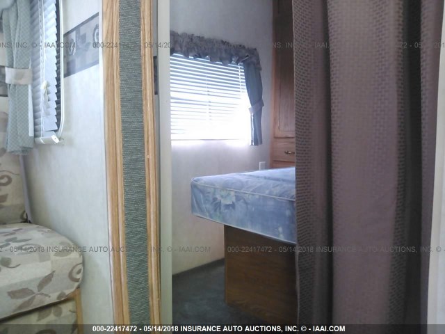 4X4TSMF216J015546 - 2006 FOREST RIVER SALEM  白色 照片 5