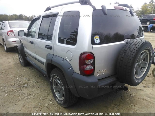 1J4GL38K75W512687 - 2005 JEEP LIBERTY RENEGADE SILVER photo 3