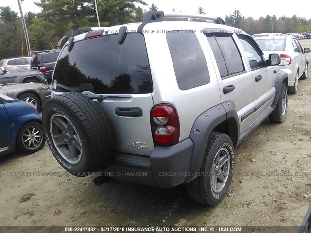 1J4GL38K75W512687 - 2005 JEEP LIBERTY RENEGADE SILVER photo 4