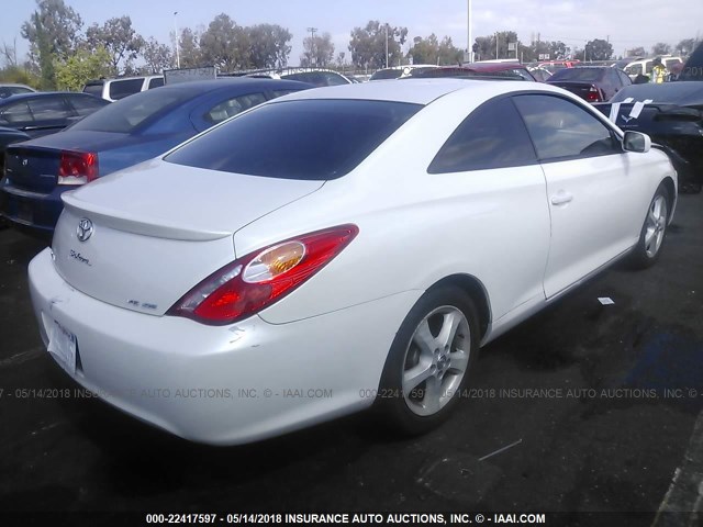 4T1CA38P94U022845 - 2004 TOYOTA CAMRY SOLARA SE/SLE WHITE photo 4