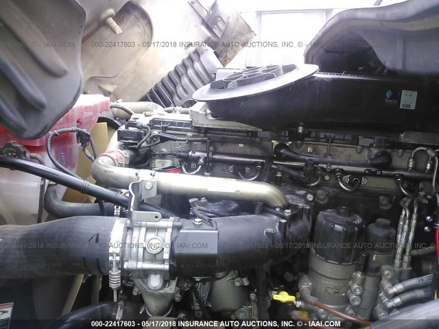 1FUJGLDR8DSBM2645 - 2013 FREIGHTLINER CASCADIA 125  WHITE photo 9