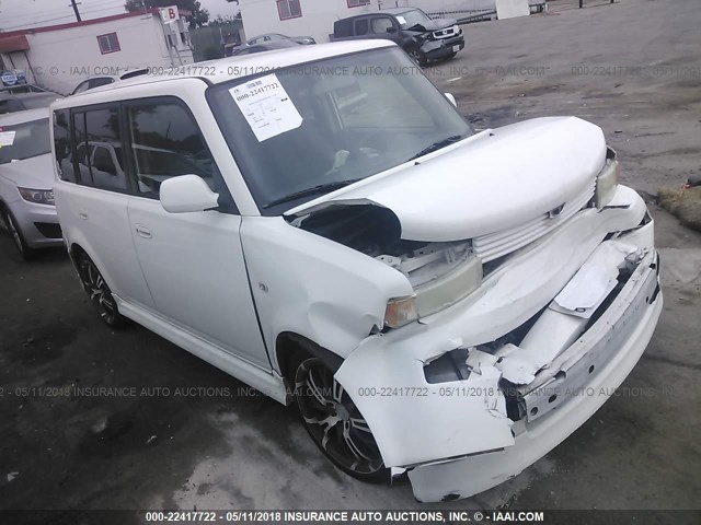 JTLKT324064121361 - 2006 TOYOTA SCION XB WHITE photo 1