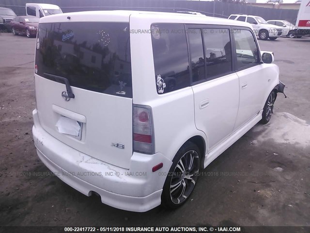 JTLKT324064121361 - 2006 TOYOTA SCION XB WHITE photo 4