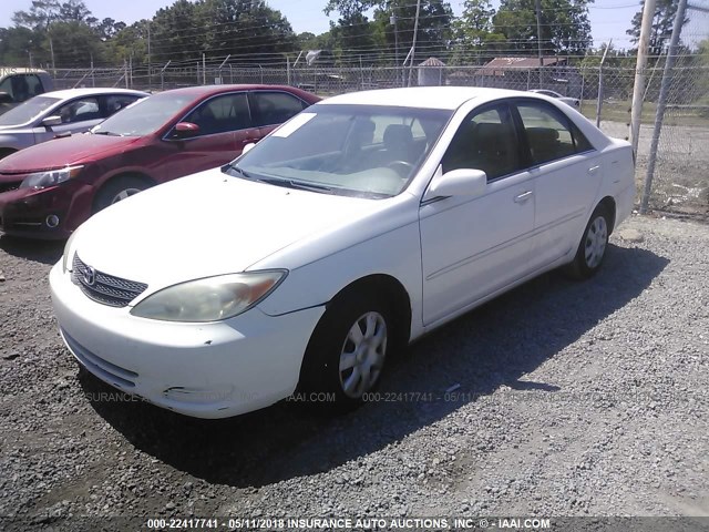 JTDBE32K220006721 - 2002 TOYOTA CAMRY LE/XLE/SE 白色 照片 2