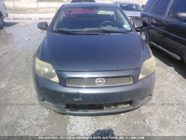 JTKDE177X60116786 - 2006 TOYOTA SCION TC 灰色 照片 6