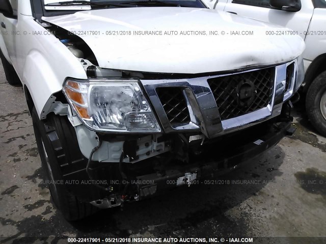 1N6DD0ER1HN728080 - 2017 NISSAN FRONTIER S/SV/SL/PRO-4X WHITE photo 6