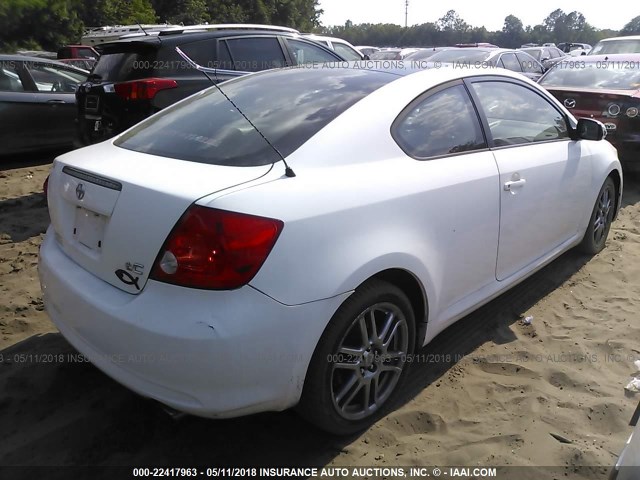 JTKDE167050032556 - 2005 TOYOTA SCION TC WHITE photo 4