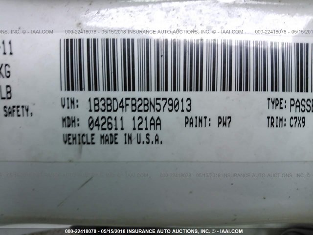 1B3BD4FB2BN579013 - 2011 DODGE AVENGER EXPRESS 白色 照片 9