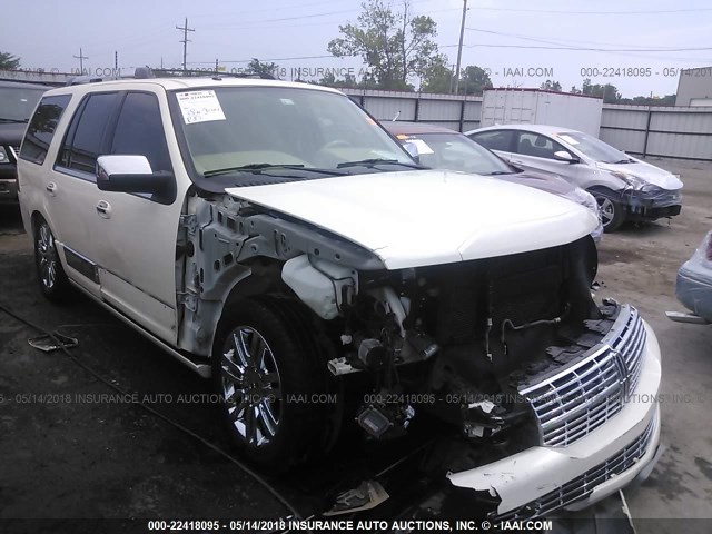 5LMFU28547LJ02865 - 2007 LINCOLN NAVIGATOR WHITE photo 1