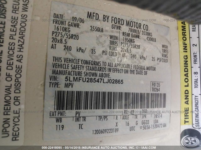 5LMFU28547LJ02865 - 2007 LINCOLN NAVIGATOR WHITE photo 9