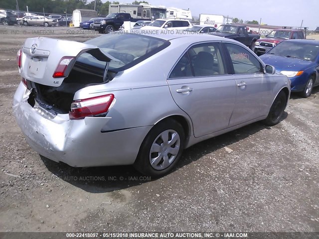 4T1BE46K99U322485 - 2009 TOYOTA CAMRY SE/LE/XLE SILVER photo 4