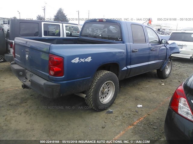 1D7HW28K75S205139 - 2005 DODGE DAKOTA QUAD/ST BLUE photo 4