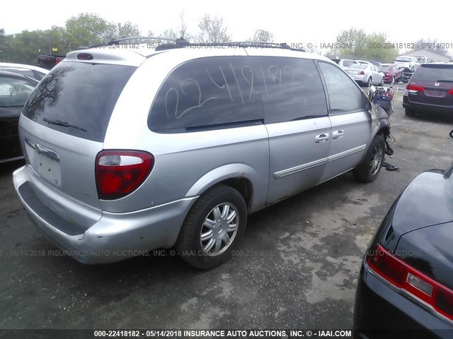 2C4GP54L65R570951 - 2005 CHRYSLER TOWN & COUNTRY TOURING SILVER photo 4