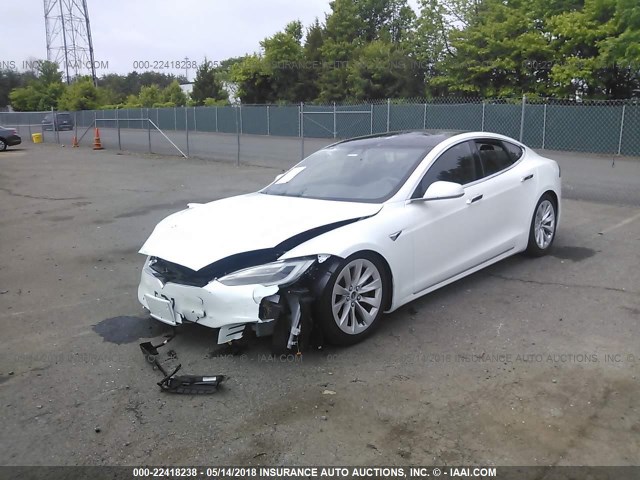 5YJSA1E24HF192316 - 2017 TESLA MODEL S WHITE photo 2