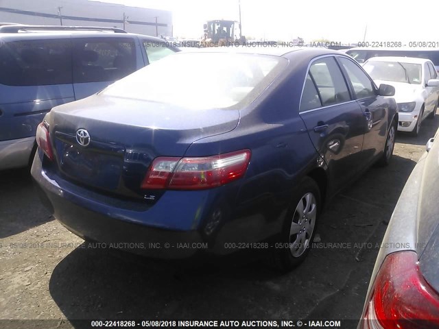 4T1BE46K77U020786 - 2007 TOYOTA CAMRY NEW GENERAT CE/LE/XLE/SE BLUE photo 4