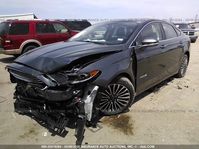 3FA6P0RU2JR138285 - 2018 FORD FUSION TITANIUM/PLATINUM HEV GRAY photo 2