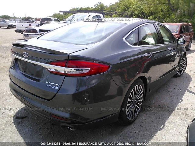 3FA6P0RU2JR138285 - 2018 FORD FUSION TITANIUM/PLATINUM HEV GRAY photo 4