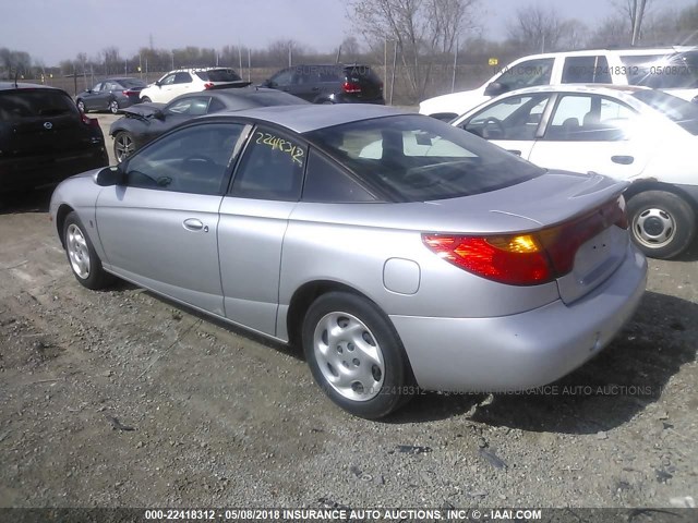 1G8ZR12782Z229693 - 2002 SATURN SC2 SILVER photo 3