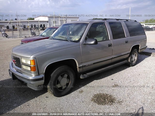 1GKFK16R7XJ787893 - 1999 GMC SUBURBAN K1500 TAN photo 2