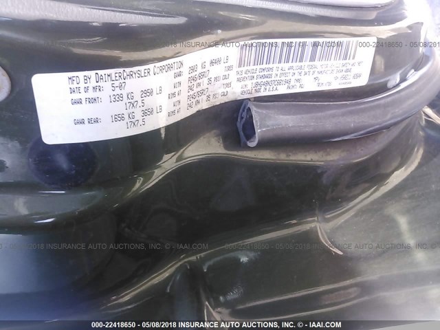 1J8HG48N37C661948 - 2007 JEEP COMMANDER GREEN photo 9