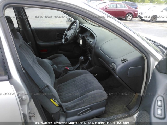 1G2WK52J32F285949 - 2002 PONTIAC GRAND PRIX SE SILVER photo 5