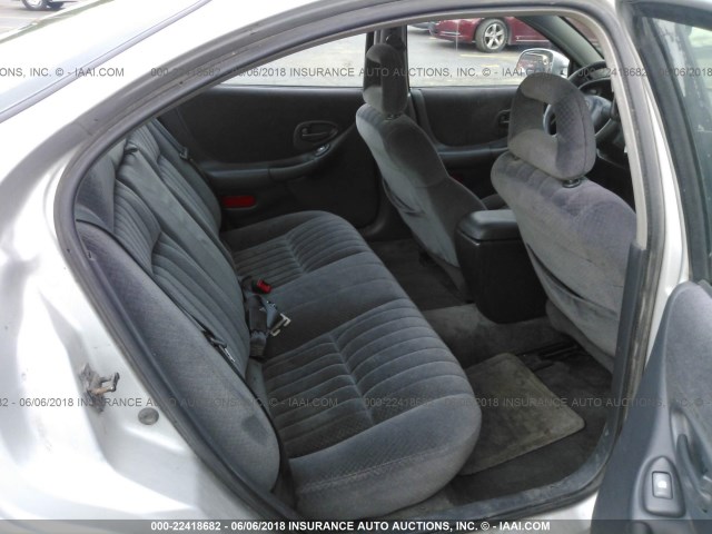 1G2WK52J32F285949 - 2002 PONTIAC GRAND PRIX SE SILVER photo 8