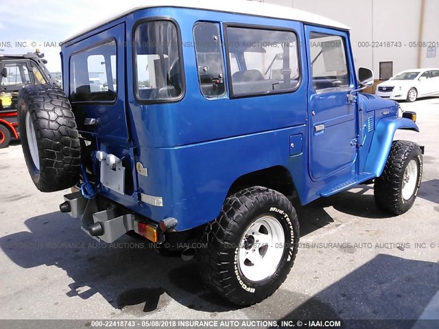 FJ40940665 - 1985 TOYOTA LAND CRUISER FJ40 BLUE photo 4