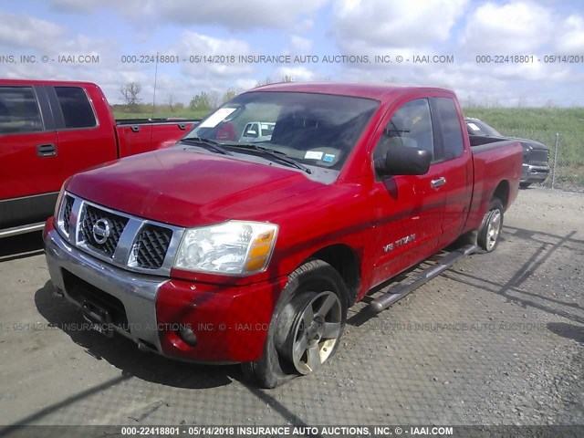 1N6AA06B56N542939 - 2006 NISSAN TITAN XE/SE/LE RED photo 2