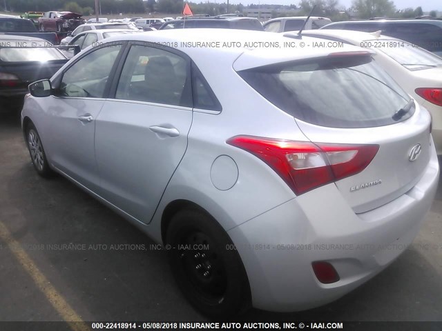 KMHD35LH5GU264269 - 2016 HYUNDAI ELANTRA GT SILVER photo 3