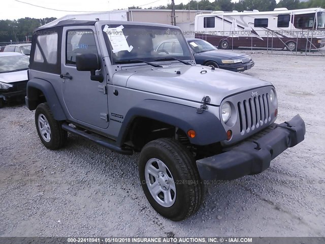 1C4AJWAG5DL655520 - 2013 JEEP WRANGLER SPORT فضي صورة 1
