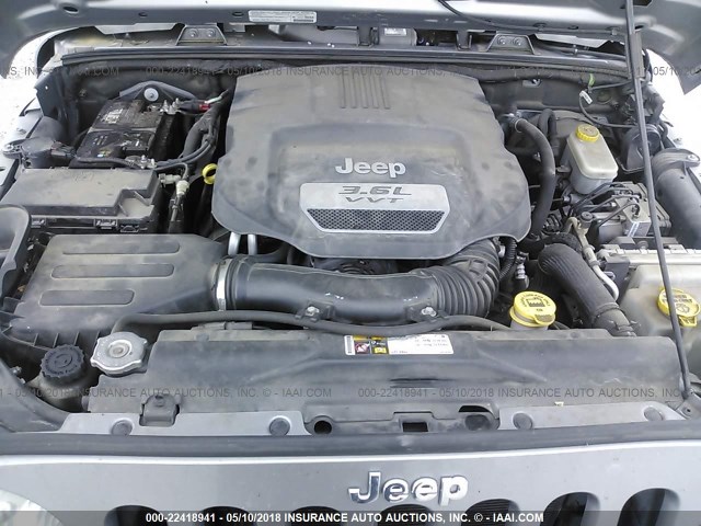 1C4AJWAG5DL655520 - 2013 JEEP WRANGLER SPORT SILVER photo 10