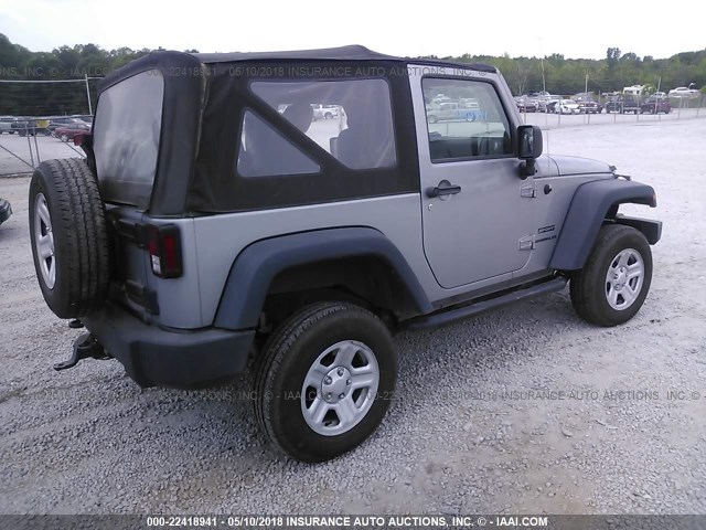 1C4AJWAG5DL655520 - 2013 JEEP WRANGLER SPORT SILVER photo 4