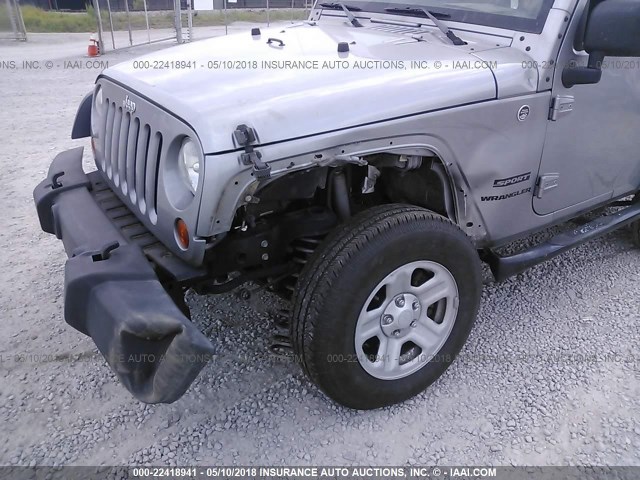 1C4AJWAG5DL655520 - 2013 JEEP WRANGLER SPORT SILVER photo 6