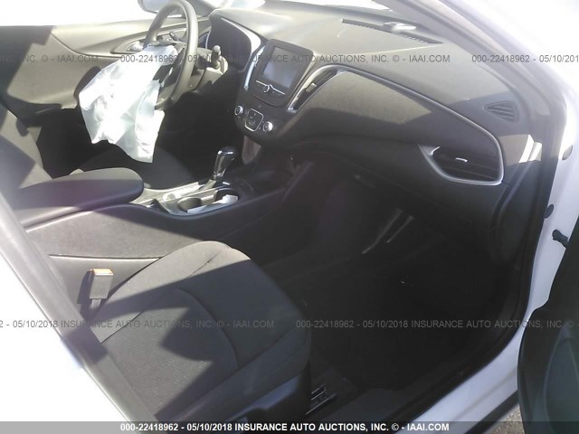 1G1ZB5ST4JF205639 - 2018 CHEVROLET MALIBU LS 白色 照片 5