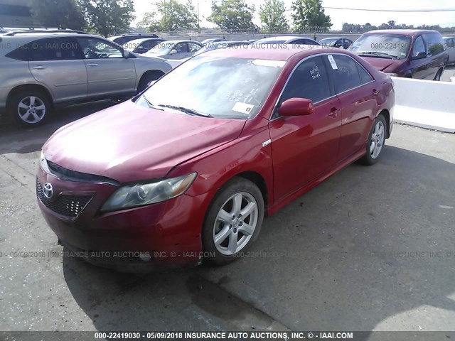 4T1BK46K18U056287 - 2008 TOYOTA CAMRY LE/XLE/SE RED photo 2