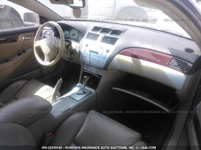 4T1CA30P04U015519 - 2004 TOYOTA CAMRY SOLARA SE/SLE ბეჟი ფოტო 5