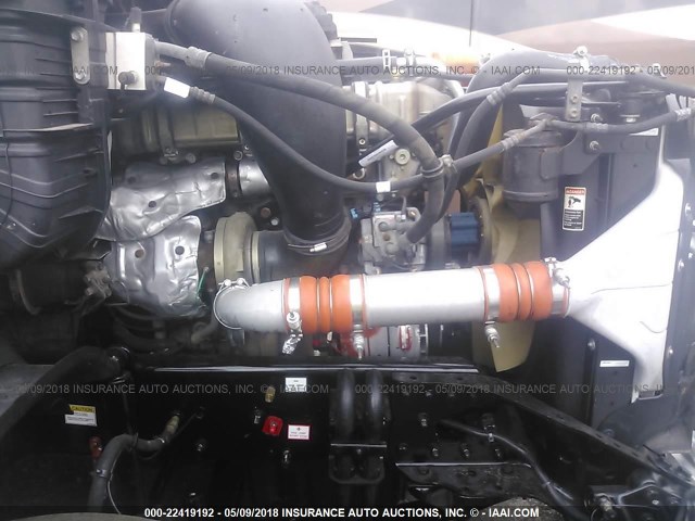 3AKJGLD54GSGZ3249 - 2016 FREIGHTLINER CASCADIA 125  WHITE photo 9