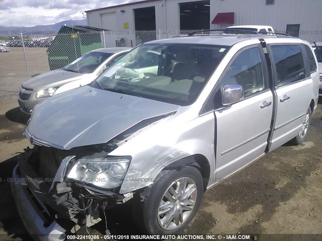 2A4RR6DX1AR209143 - 2010 CHRYSLER TOWN & COUNTRY LIMITED SILVER photo 2