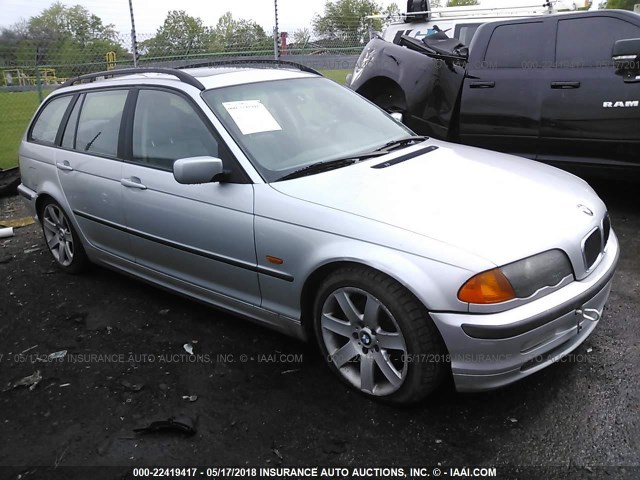 WBAAR3343YJB35280 - 2000 BMW 323 IT SILVER photo 1