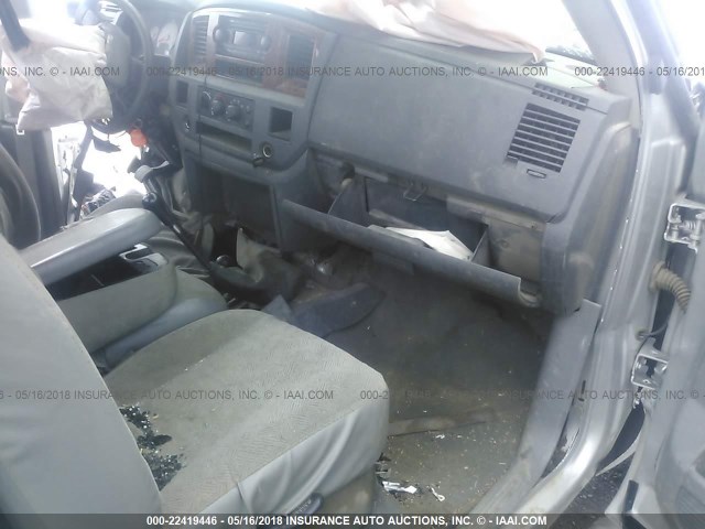 3D7KS28C76G161940 - 2006 DODGE RAM 2500 ST/SLT/LARAMIE ვერცხლისფერი ფოტო 5