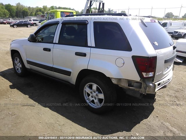 1J4GR48K55C568164 - 2005 JEEP GRAND CHEROKEE LAREDO/COLUMBIA/FREEDOM 银色 照片 3