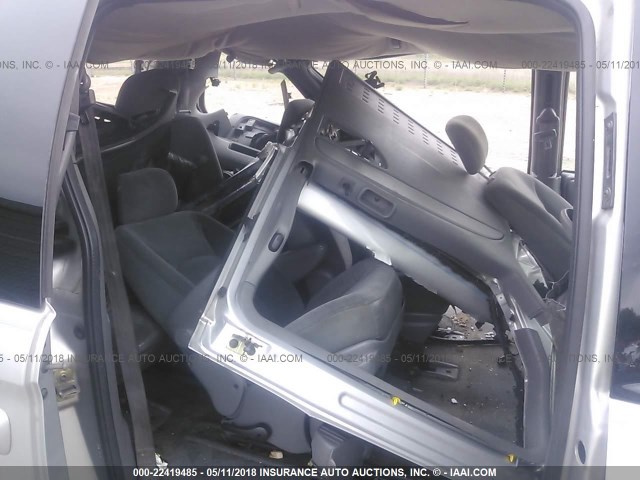 1D4GP45R64B511217 - 2004 DODGE CARAVAN SXT SILVER photo 8