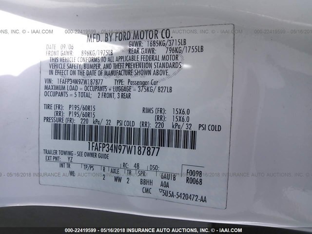 1FAFP34N97W187877 - 2007 FORD FOCUS ZX4/S/SE/SES WHITE photo 9